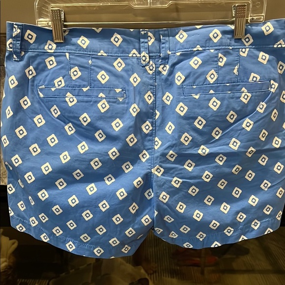 NWOT Old Navy Blue Patterned Women's Shorts size 12 - Picture 13 of 14